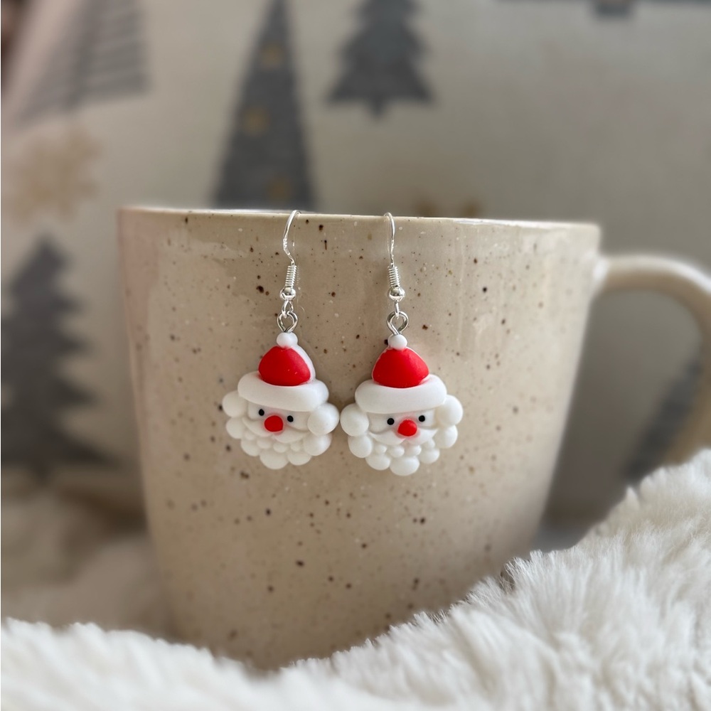 Santa Claus Earrings, Christmas and Holiday Earrings, Cute Gifts